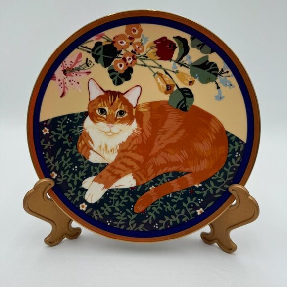 Crowning Touch Décor Porcelain Cat Feline and Flowers Collector's Plate Japan Ca - Picture 1 of 9